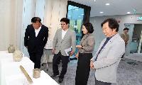“손으로 빚은 삶의 이야기” 특별 전시